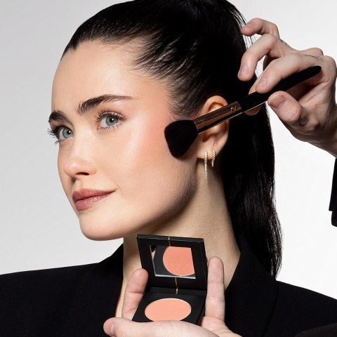 Blush Romance in Narcissus