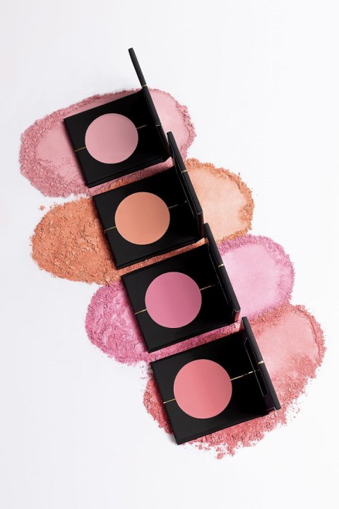 Blush Romance in Narcissus