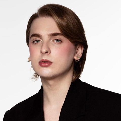 Blush Romance in Narcissus