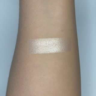 Glow Must Go On Highlighter